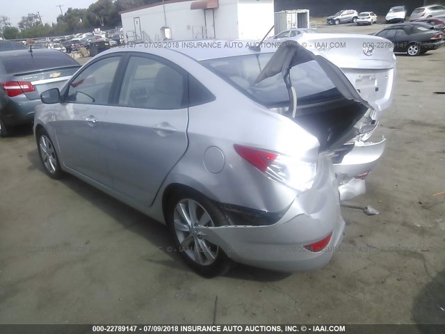 KMHCU4AE8CU137523 - 2012 HYUNDAI ACCENT GLS/GS/SE SILVER photo 3