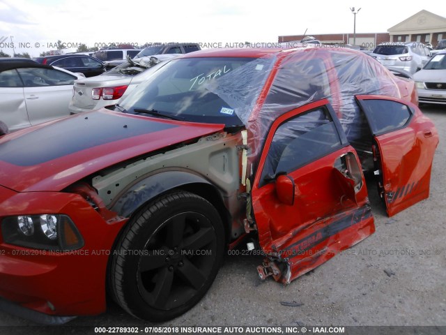 2B3LA53H38H249989 - 2008 DODGE CHARGER R/T ORANGE photo 6