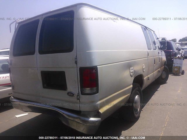 1FTSS34L32HA37279 - 2002 FORD ECONOLINE E350 SUPER DUTY VAN WHITE photo 4