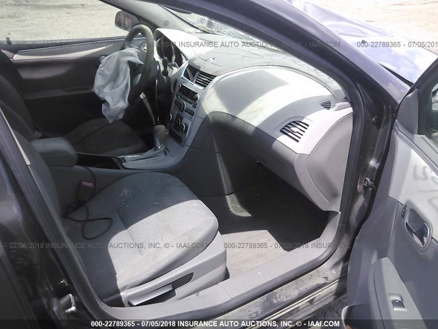 1G1ZB5E05CF267314 - 2012 CHEVROLET MALIBU LS GRAY photo 5