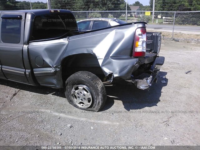 2GCEC19T5Y1393591 - 2000 CHEVROLET SILVERADO C1500 GRAY photo 6