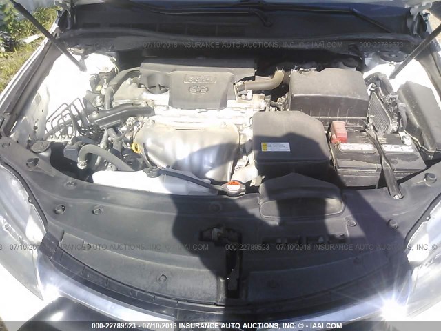 4T4BF1FK4GR540929 - 2016 TOYOTA CAMRY LE/XLE/SE/XSE 白色 照片 10