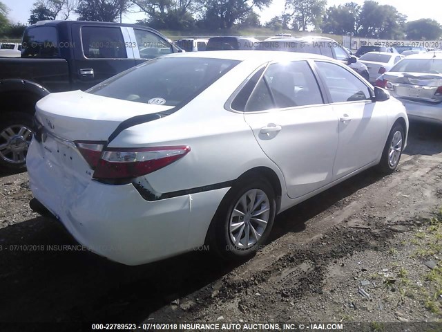 4T4BF1FK4GR540929 - 2016 TOYOTA CAMRY LE/XLE/SE/XSE 白色 照片 4