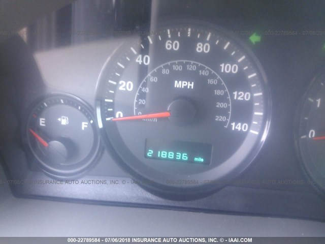 1J4HR48N35C690777 - 2005 JEEP GRAND CHEROKEE LAREDO/COLUMBIA/FREEDOM 红色 照片 7