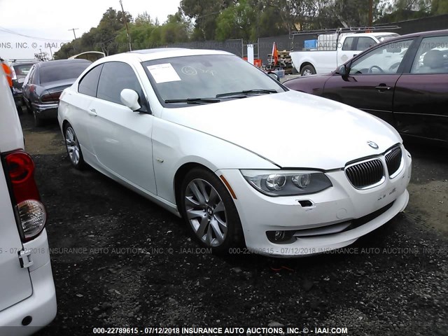 WBAKE5C50BE573417 - 2011 BMW 328 I SULEV WHITE photo 1