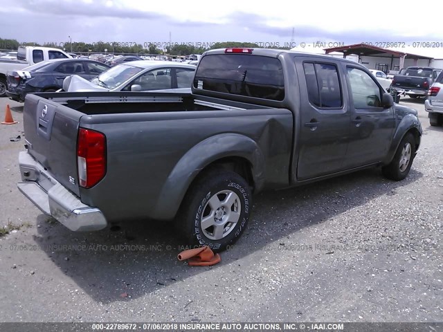 1N6AD09U68C447874 - 2008 NISSAN FRONTIER CREW CAB LE/SE/OFF ROAD GRAY photo 4