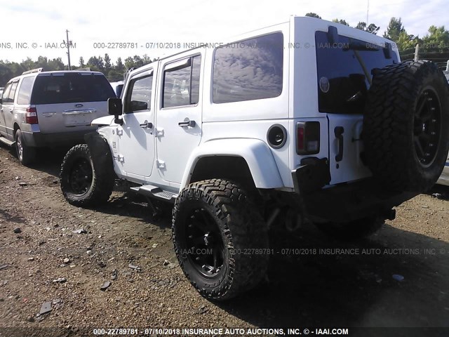 1C4BJWEG8DL628116 - 2013 JEEP WRANGLER UNLIMITE SAHARA WHITE photo 3