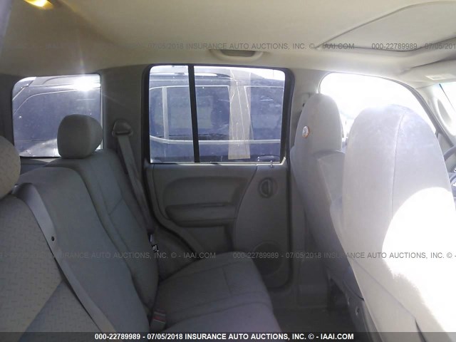1J4GL38K85W725812 - 2005 JEEP LIBERTY RENEGADE BROWN photo 8