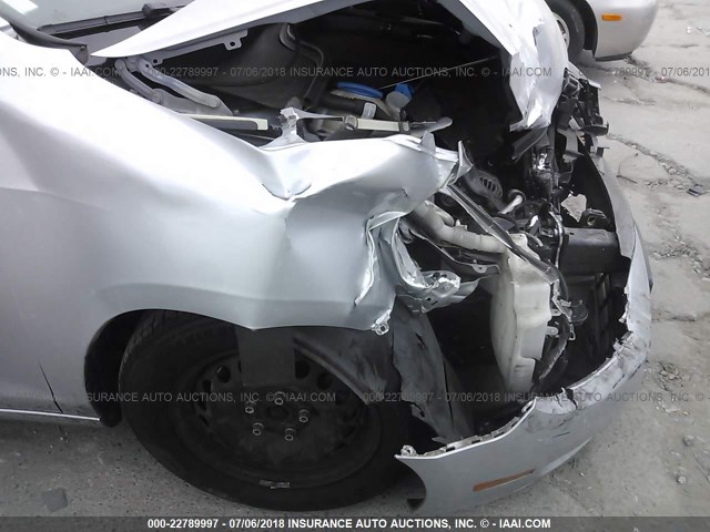 WVWAA7AJXBW249715 - 2011 VOLKSWAGEN GOLF SILVER photo 6