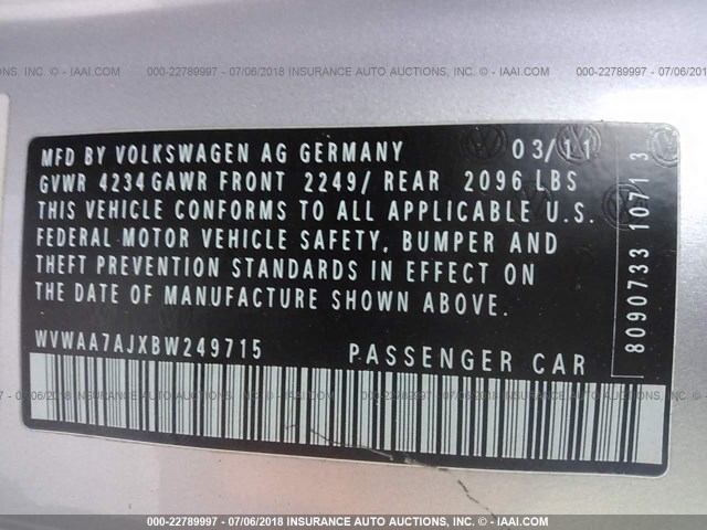 WVWAA7AJXBW249715 - 2011 VOLKSWAGEN GOLF SILVER photo 9