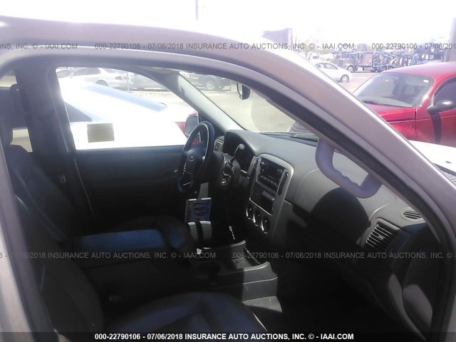 1FMZU63E15UB10539 - 2005 FORD EXPLORER XLT/XLT SPORT/NBX 白色 照片 5