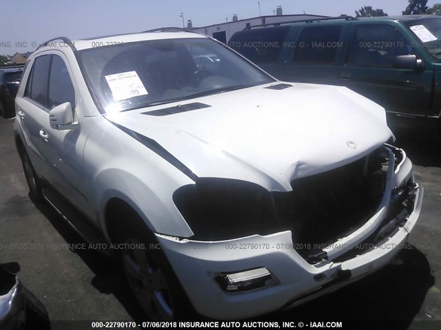 4JGBB5GB6BA733850 - 2011 MERCEDES-BENZ ML 350 WHITE photo 1