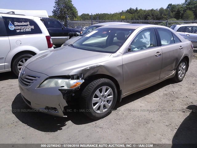 4T1BK46K07U027152 - 2007 TOYOTA CAMRY NEW GENERAT LE/XLE/SE TAN photo 2