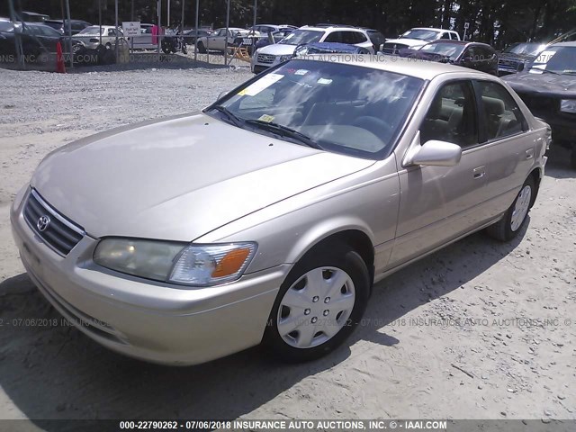 JT2BG22K2Y0411208 - 2000 TOYOTA CAMRY CE/LE/XLE GOLD photo 2