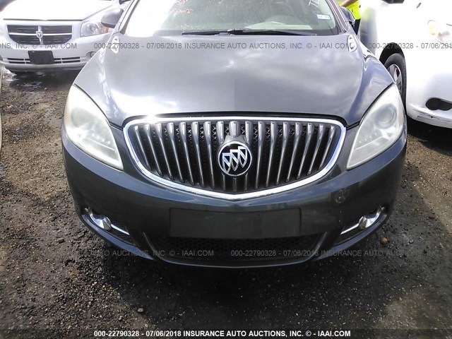 1G4PP5SKXC4168078 - 2012 BUICK VERANO GRAY photo 6