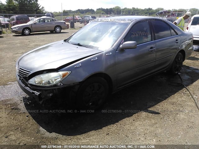 4T1BE32K05U534069 - 2005 TOYOTA CAMRY LE/XLE/SE 灰色 照片 2