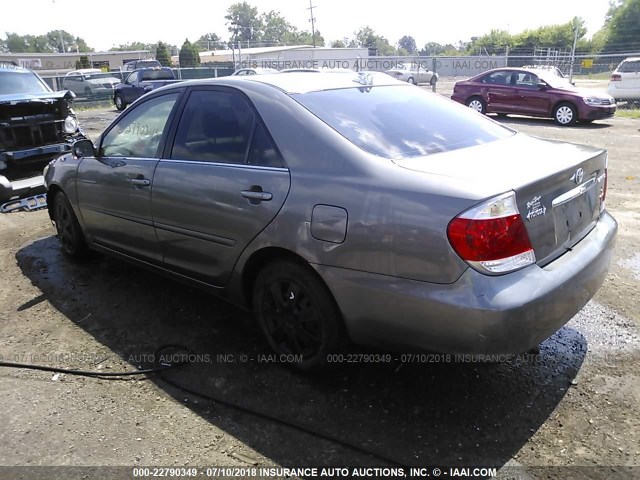 4T1BE32K05U534069 - 2005 TOYOTA CAMRY LE/XLE/SE 灰色 照片 3