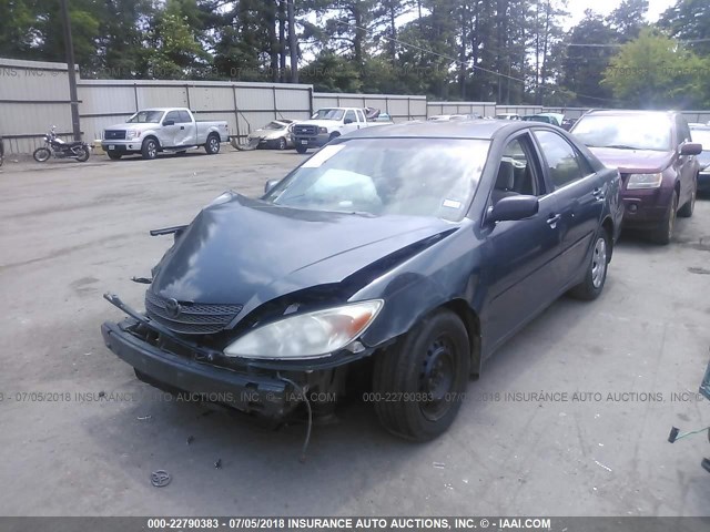 JTDBE32K120117812 - 2002 TOYOTA CAMRY LE/XLE/SE 灰色 照片 2