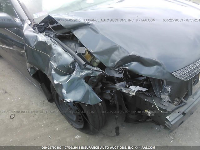 JTDBE32K120117812 - 2002 TOYOTA CAMRY LE/XLE/SE 灰色 照片 6