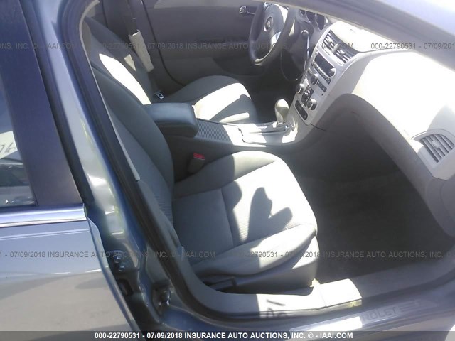 1G1ZG57BX84198610 - 2008 CHEVROLET MALIBU LS Light Blue photo 5