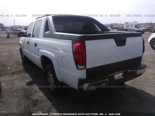 3GNEC12Z05G239881 - 2005 CHEVROLET AVALANCHE C1500 WHITE photo 3