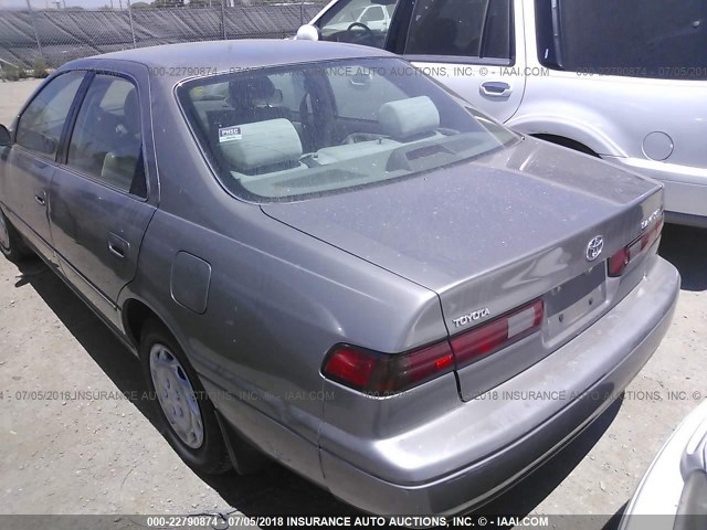 4T1BG22K3XU499731 - 1999 TOYOTA CAMRY CE/LE/XLE 银色 照片 3