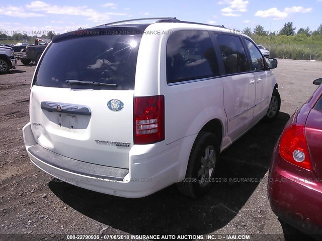 2A4RR8D10AR397886 - 2010 CHRYSLER TOWN & COUNTRY TOURING PLUS WHITE photo 4