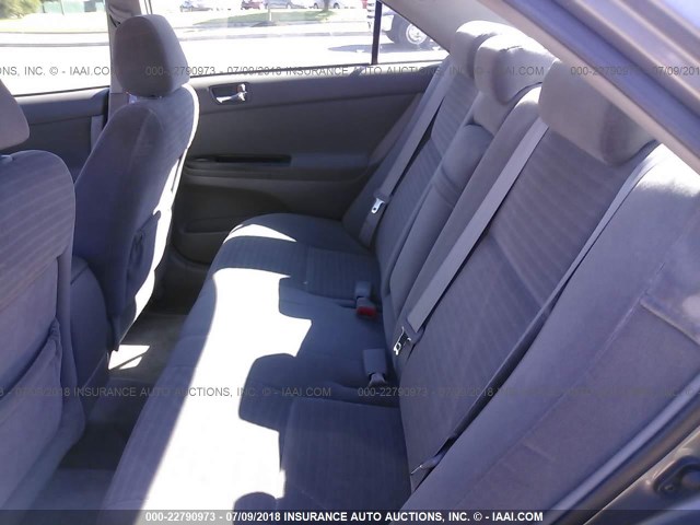 4T1BE30K66U668167 - 2006 TOYOTA CAMRY LE/XLE/SE ნაცრისფერი ფოტო 8
