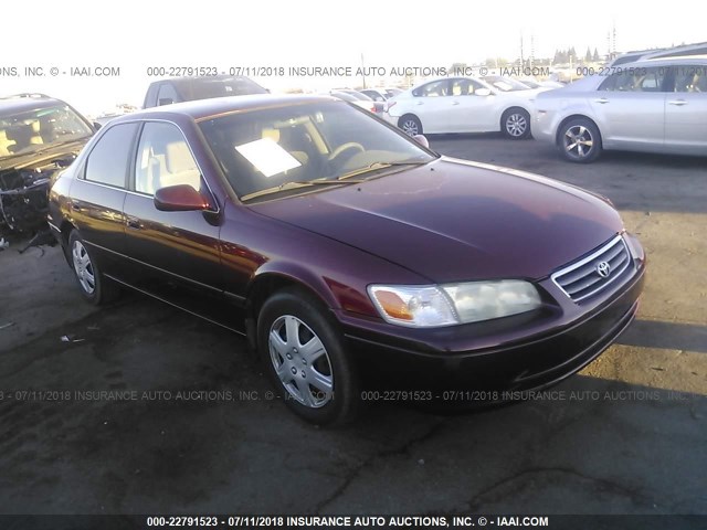JT2BG22K0Y0524168 - 2000 TOYOTA CAMRY CE/LE/XLE MAROON photo 1