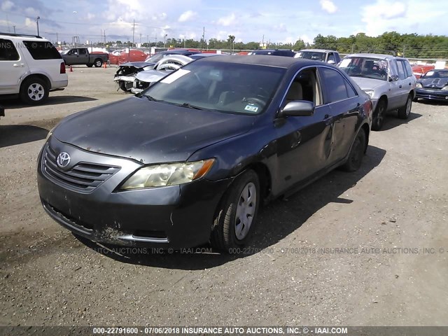 JTNBE46K973025963 - 2007 TOYOTA CAMRY NEW GENERAT CE/LE/XLE/SE SILVER photo 2
