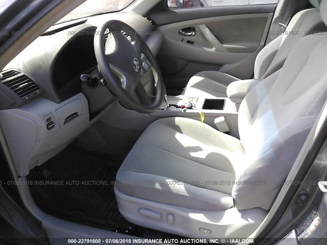 JTNBE46K973025963 - 2007 TOYOTA CAMRY NEW GENERAT CE/LE/XLE/SE SILVER photo 5