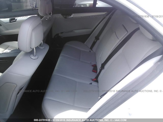 WDDGF54X99R068023 - 2009 MERCEDES-BENZ C 300 WHITE photo 8