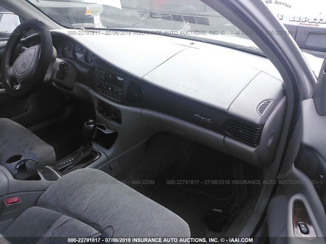 2G4WB52K021164397 - 2002 BUICK REGAL LS SILVER photo 5