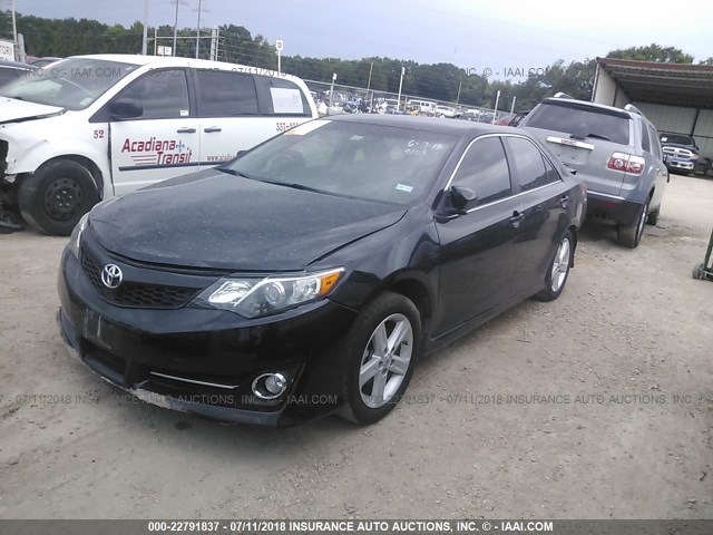 4T1BF1FK0CU535277 - 2012 TOYOTA CAMRY SE/LE/XLE BLACK photo 2
