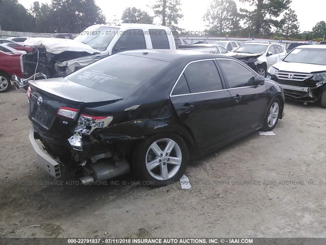 4T1BF1FK0CU535277 - 2012 TOYOTA CAMRY SE/LE/XLE BLACK photo 4