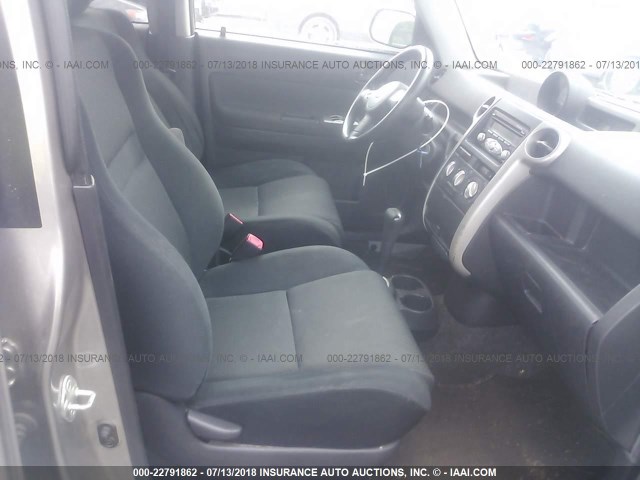 JTLKT324X64070791 - 2006 TOYOTA SCION XB Silber Foto 5