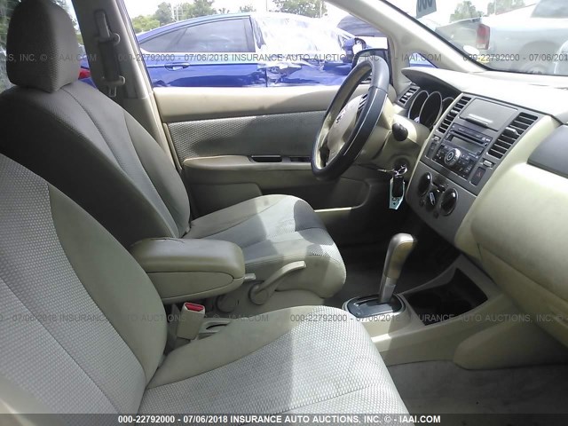 3N1BC13E07L402081 - 2007 NISSAN VERSA S/SL BLUE photo 5