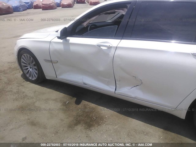 WBAKA8C51ACY35906 - 2010 BMW 750 I WHITE photo 6