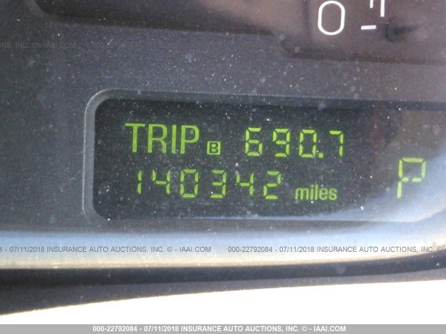 1LNHM87A63Y693596 - 2003 LINCOLN LS 奶油色 照片 7