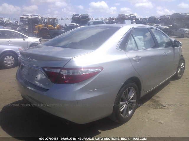 4T1BF1FK9GU611679 - 2016 TOYOTA CAMRY LE/XLE/SE/XSE SILVER photo 4