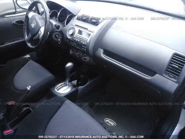 JHMGD38637S049932 - 2007 HONDA FIT S 银色 照片 5