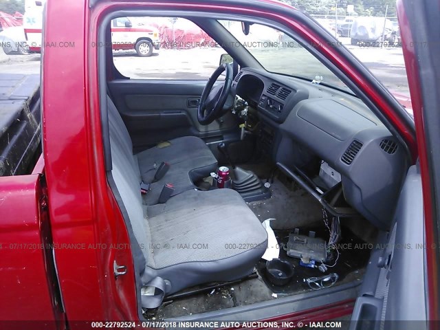 1N6DD21S6XC323878 - 1999 NISSAN FRONTIER XE RED photo 5