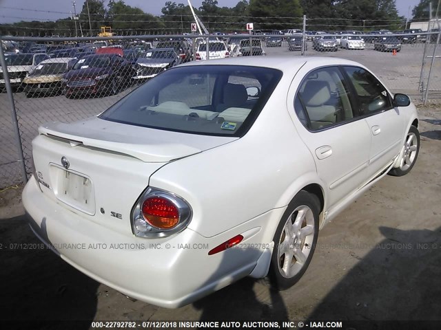 JN1DA31D43T503585 - 2003 NISSAN MAXIMA GLE/GXE/SE WHITE photo 4