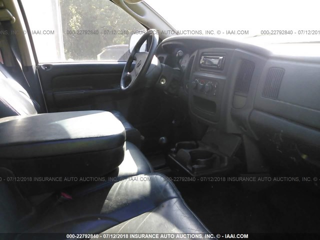 3D7KU28D63G759550 - 2003 DODGE RAM 2500 ST/SLT 银色 照片 5