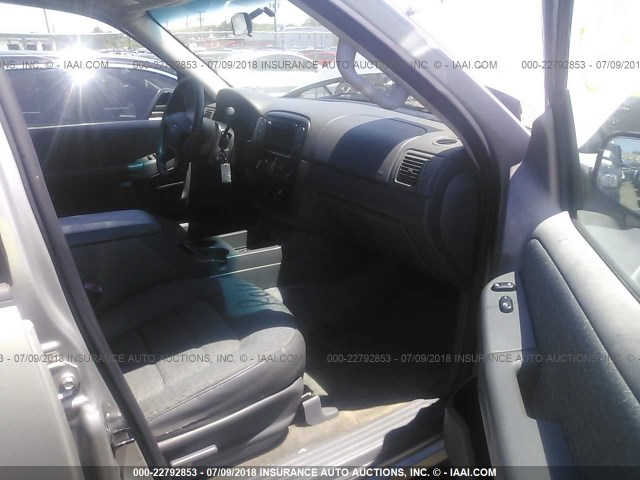 1FMZU72K83UB62812 - 2003 FORD EXPLORER XLS/XLS SPORT SILVER photo 5