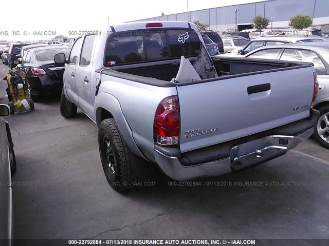 5TELU42N16Z210276 - 2006 TOYOTA TACOMA DOUBLE CAB GRAY photo 3