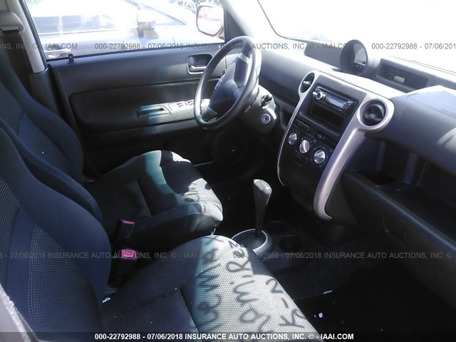 JTLKT324X50174414 - 2005 TOYOTA SCION XB 灰色 照片 5