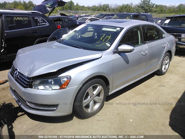 1VWBH7A3XCC022249 - 2012 VOLKSWAGEN PASSAT SE SILVER photo 2