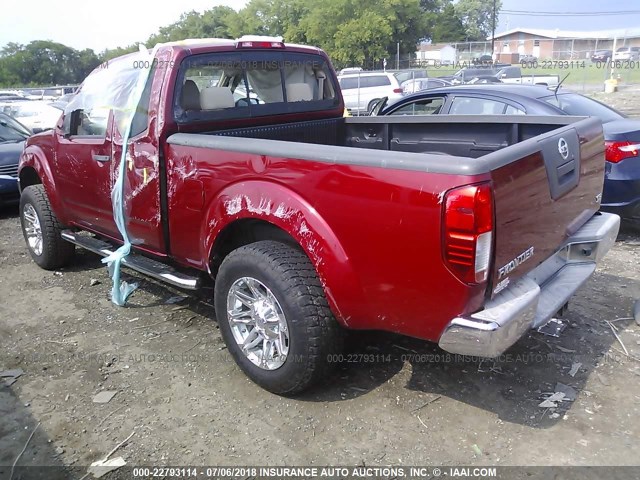 1N6AD0CU2AC413459 - 2010 NISSAN FRONTIER KING CAB SE/LE/NISMO RED photo 3