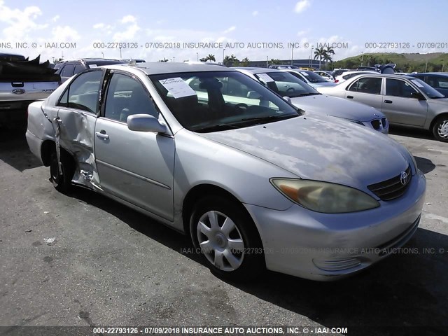4T1BE32K13U248308 - 2003 TOYOTA CAMRY LE/XLE/SE ვერცხლისფერი ფოტო 1